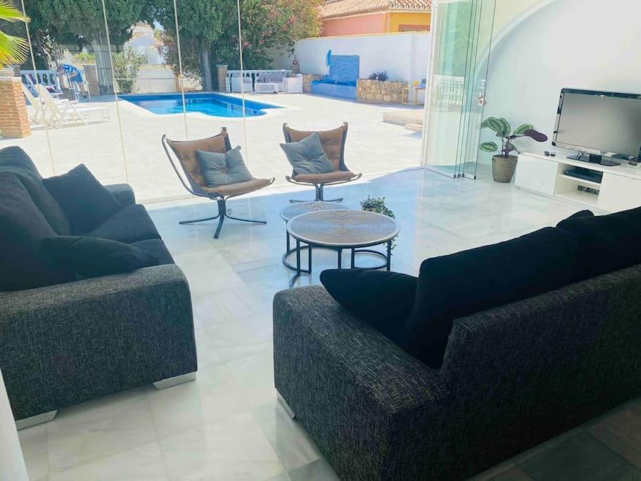 Sunny Villa Mijas With Large Pool Free Parking Málaga Exteriör bild